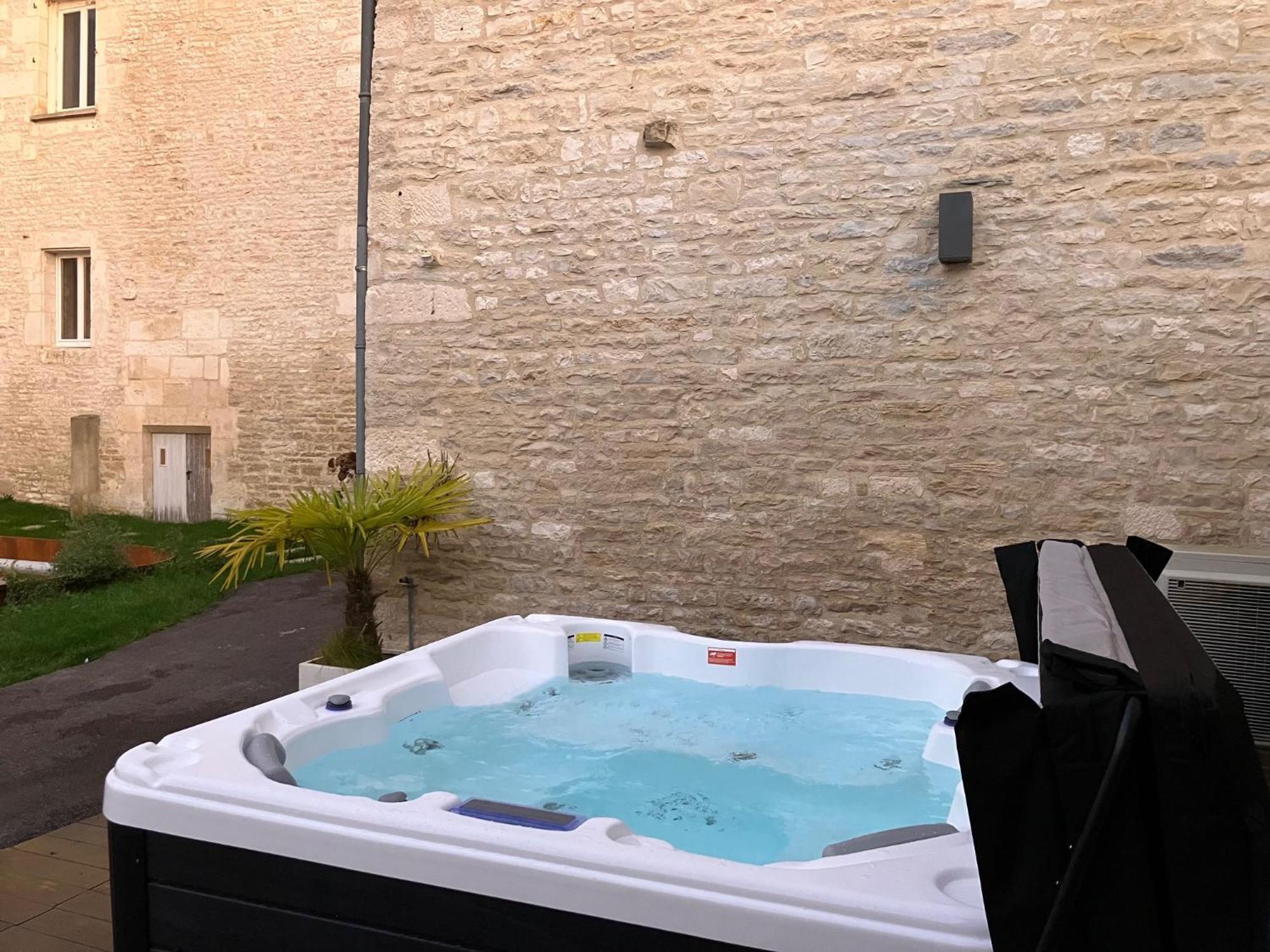 La Villa Lombardi En Champagne, Avec Piscine Privee Et Jacuzzi Les Riceys Εξωτερικό φωτογραφία